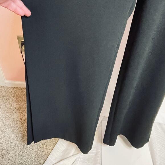 Trina Turk Black V-neck Sleeveless Flare Slit Leg Classic Evening Jumpsuit 10 - Picture 6 of 11